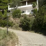 Apartament Yaliskari